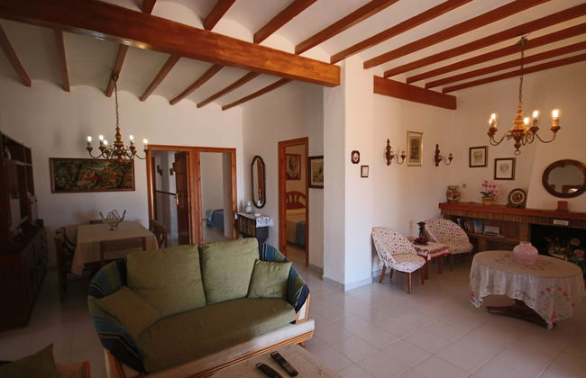 Low Price 4 Bedroom Villa With Nice View Over The Sea, Private Pool, Wifi, BBQ - Foto 15