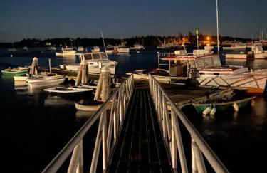 Harbor House Hotel by Umaniii in Jonesport Maine - Foto 8