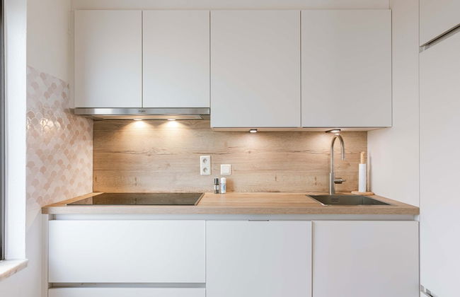 Hydro Palace - Stylish Charming Apartment With s - Photo 13