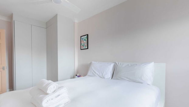 Scandi-style 2BD Maisonette W/garden Brick Lane! - Foto 4, Habitación