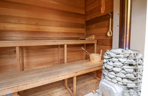 Red House - Photo 48