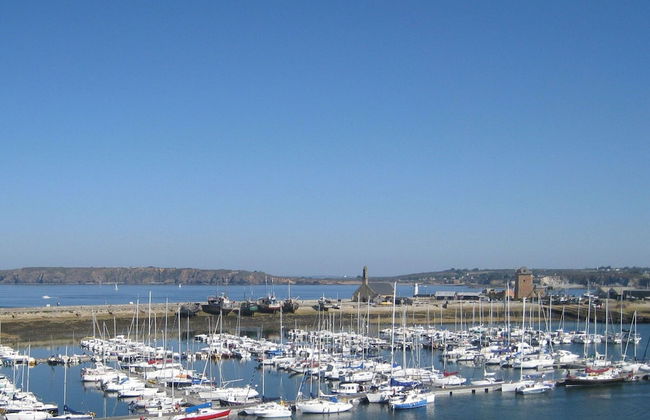 Holiday Home in Camaret Near Sandy Beaches - Foto 30