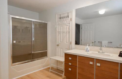 Beach Getaway with Private Backyard - Photo 24