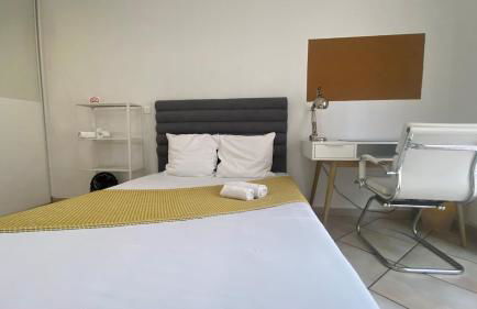 OASIS URBAINE maison de plain pied avec terrasse et jardin - Foto 14