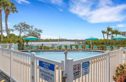 Oceanview - Heated Pool - Game Room - Steps to Beach - Sleeps 8 - Foto 16