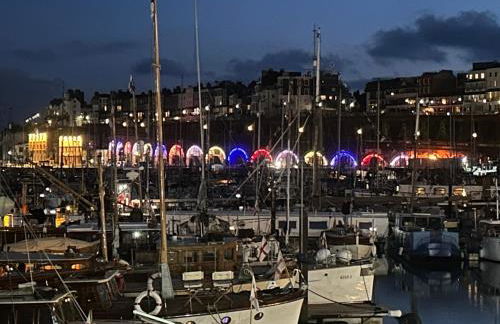 Ramsgate Retreats - Latimer House, boutique seaside holiday home for large families, groups, golf - Foto 27