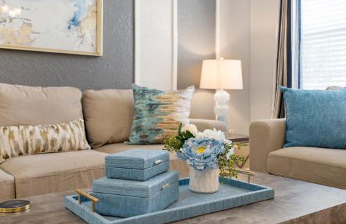 Spacious 6BR Villa Pool Parking Near Disney World - Foto 15