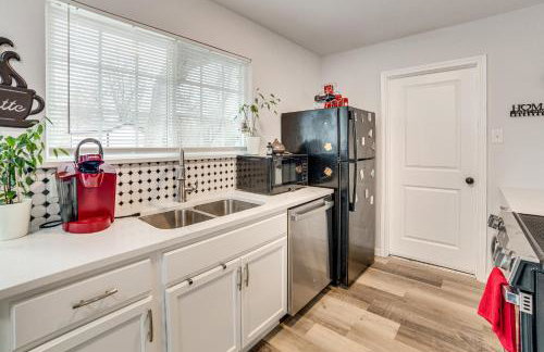 4 Mi to Joe Pool Lake! Cedar Hill Family Haven - Foto 7