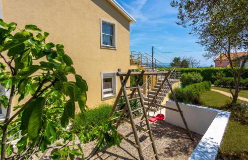 Holiday Home With Seaview - Foto 18