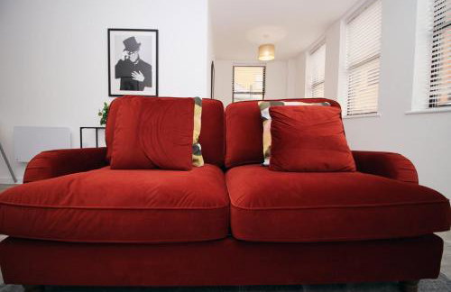 Modern Two BR | Free Parking - Foto 43