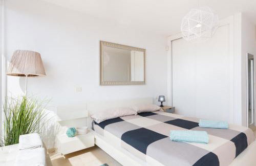 Modern House With Private Swimming Pool - Foto 9