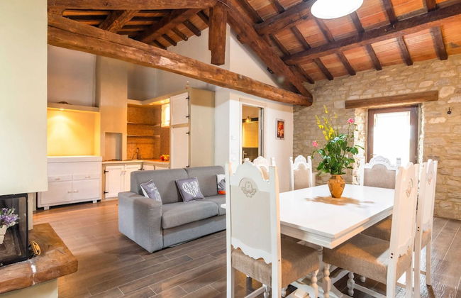 Tranquil Farmhouse in Sestino - Photo 9