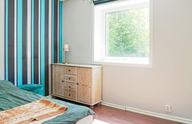 4 Person Holiday Home in Hallnas-by Traum - Photo 3