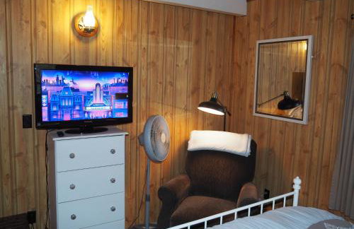 The Cub Hill Chalet - Private Lakefront with Spa! - Foto 34