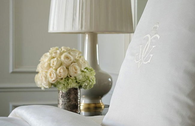 Four Seasons Hotel George V - Photo 21