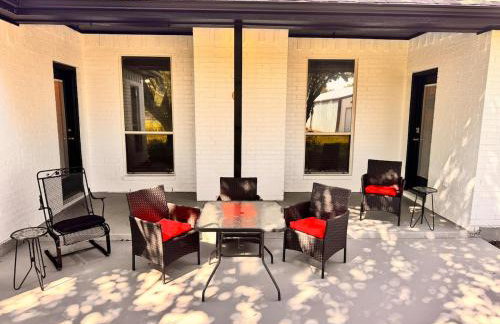 Tranquil 1,5 Acre Retreat with Modern Comfort - Foto 4