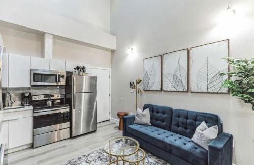 Large Bi-Level 2BR Loft in Old City that Sleeps 8 - Foto 2