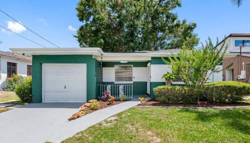 Stunning Tampa Stay Prime Location & Comfort! - Foto 5