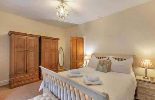 Labernum Cottage, Ingleton Village, Yorkshire Dales National Park, Famous Three Peaks, Near The Lake District, Pets Are Welcome, Direct Parking in front of the Cottage & Guest Parking - Foto 17