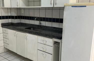 Apartamento amplo, perto de tudo - Foto 7