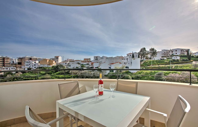 Lagos Palm Tree 1 With Pool by Homing - Foto 9