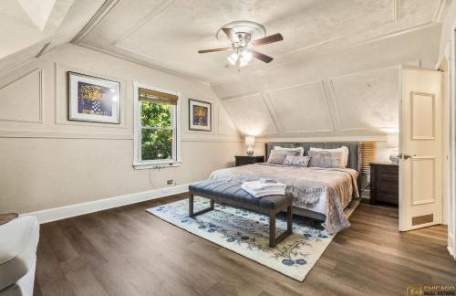 Cozy Evanston Villa with cinema and massage sofa - Foto 26