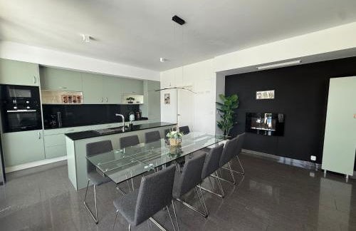 Luxury villa with large swimming pool and outdoor area - Foto 38