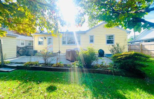 Private Estate, walk to Princeton downtown, 3 Bedrooms, 2 Bath, with Free Parking - Photo 48