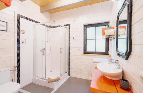 Dom Black&White - Photo 17