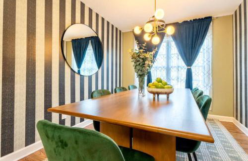 Theater and game rooms 5 bedrooms 2 king size beds TikTok and social media wall - Foto 63