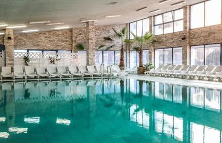 Old house by the stream - Photo 59