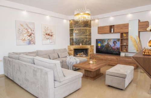 Odysseia Stay Pool & Private Jacuzzi 2min Beach - Foto 36