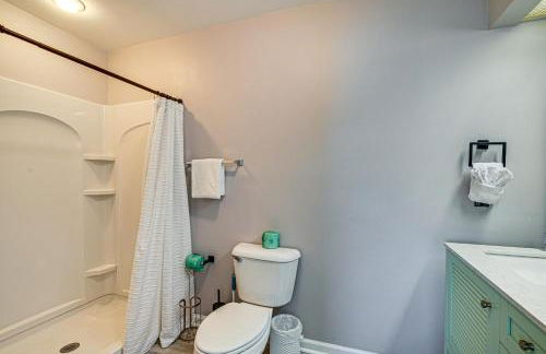 Walk to Ocean Surfside Beach Gem with Private Pool - Foto 19