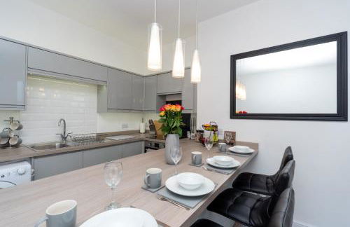 Sea Views Stunning 2 Bedroom Apartment # - Foto 11