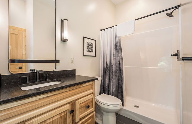 Black Diamond Lodge by Taylor Made Deep Creek - Photo 43