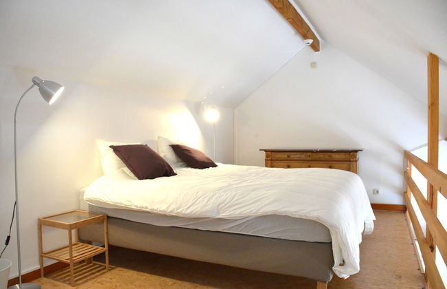 Group Escape by Molignee River - Foto 32