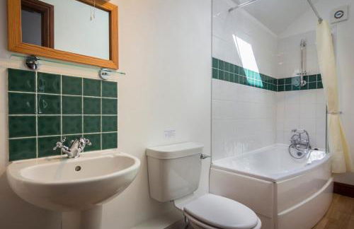 Three Gates Farm Holiday Cottages - Foto 48