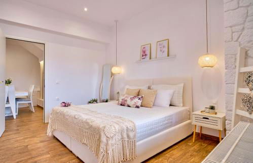 Elena Luxury Suite Agios Stefanos - Foto 17