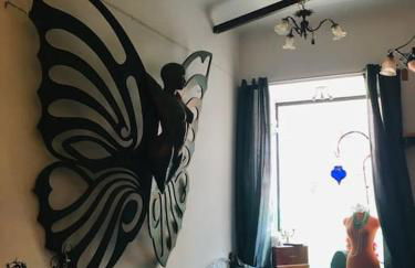 LOFT D ARTISTES AVEC PATIO AU PORT DE NICE - Photo 17