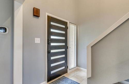 Modern Point Venture Vacation Rental with Deck! - Foto 4