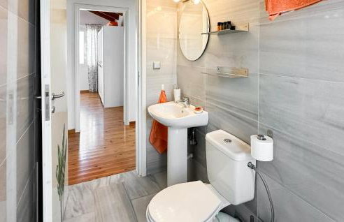 2 Bedroom Gorgeous Home In Plaka - Foto 36