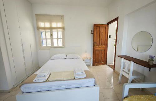 Aggelos & Melina studios - Enjoy sunset from Melina - Photo 8