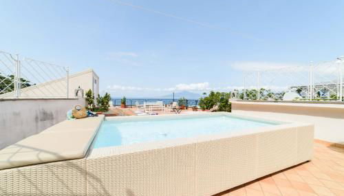 Estate4home - The attic - Photo 1, sunbed