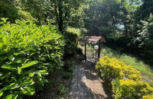 Casa con giardino e vista sulle montagne - Foto 12