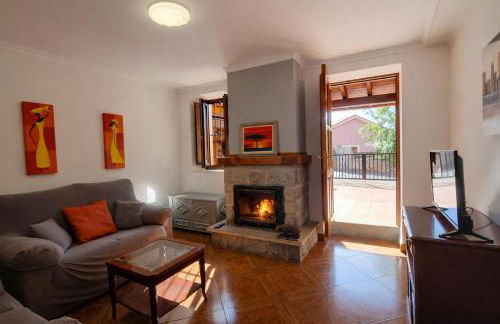 Llanes Casa con Terraza y Barbacoa – La Jorcada - Foto 9