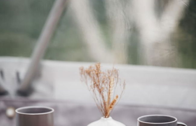 FlowEdge Riverside Getaway - Photo 5