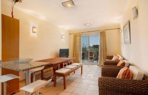 Energia Dourada - Porto Santo - Foto 1