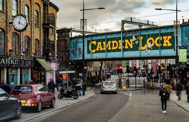 Camden Skyview Mansion - Photo 16