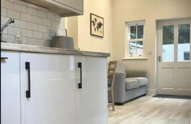 Moat View FREE PARKING, CENTRAL, EV PLUG - Foto 19