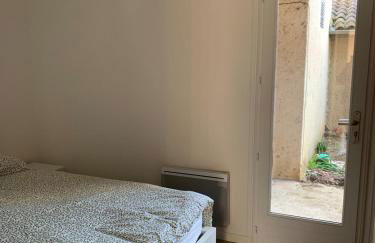 Appartement au coeur du village au rez de chaussée - Photo 3